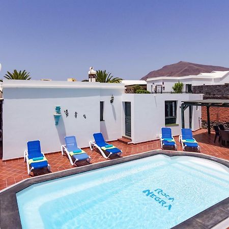 Villa Roca Negra By Villa Plus Плая Бланка Екстериор снимка